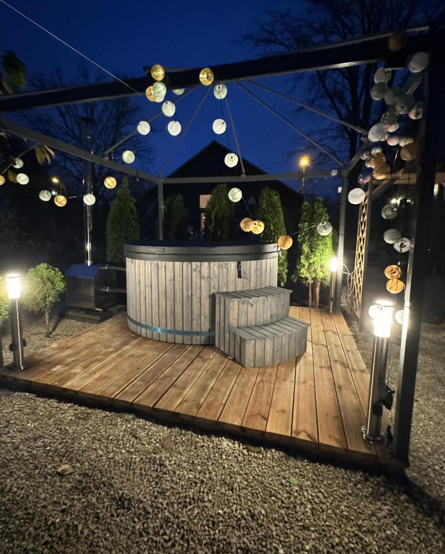 Amazing Little House On An Island With Garden Villa Riga Ngoại thất bức ảnh